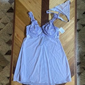 Elegant Lavender Lace Nightgown Set